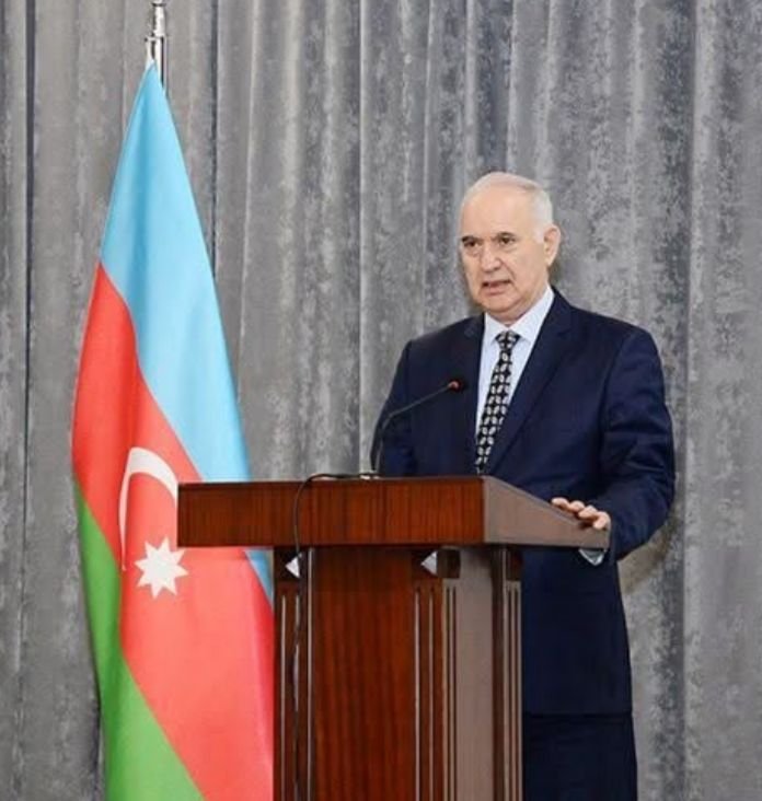 azərbaycan təhlükəsizlik orqanlarının və birinci qarabağ müharibəsinin veteranı, dtx-nin fəxri əməkdaşı, istefada olan polkovnik azər qarayev