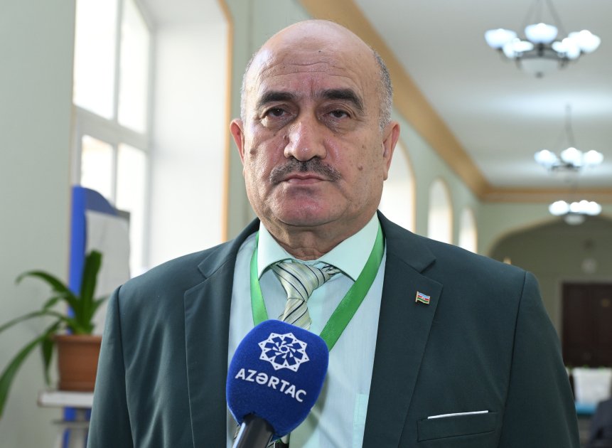 7 saylı səbail rayon seçki dairəsinin 2 saylı seçki məntəqəsində səsvermənin gedişini 21 müşahidəçi izləyir