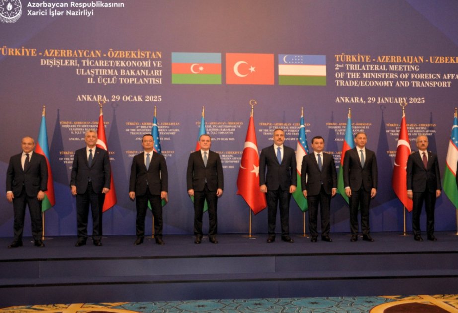 azərbaycan bütün türkdilli dövlətlərlə geniş münasibətlərə malikdir