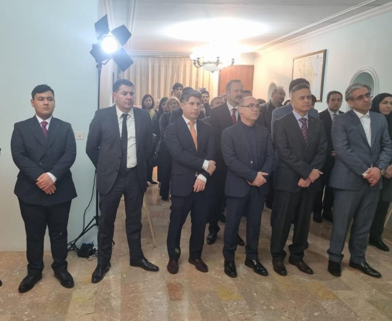 təbrizdə qanlı yanvar faciəsinin 35-ci ildönümü qeyd olunub.