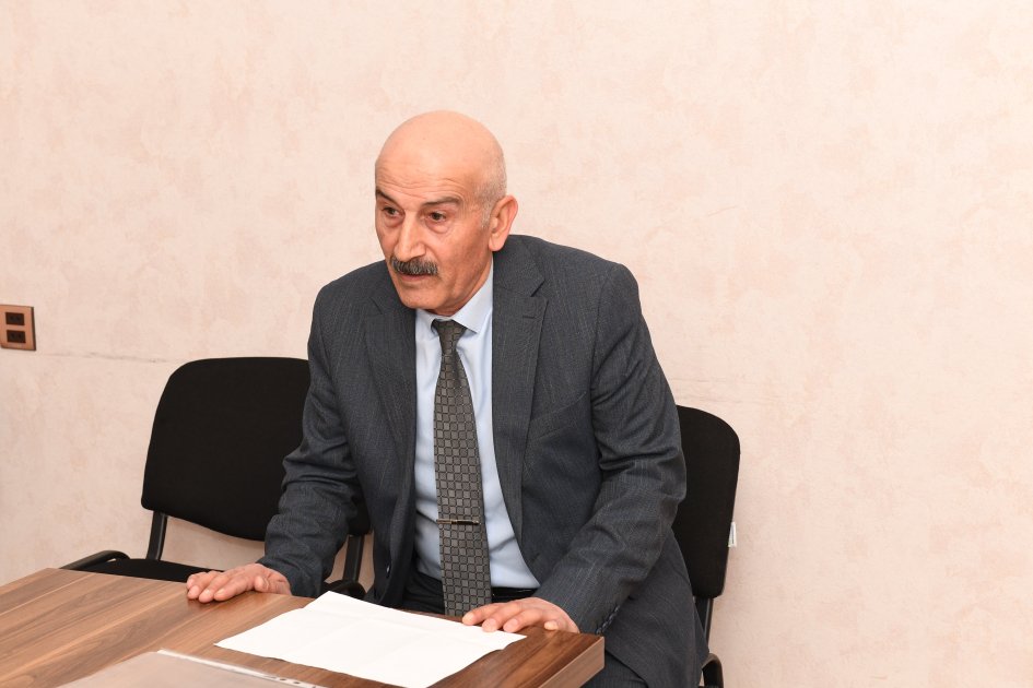 keçmiş məcburi köçkünlərin sualları cavablandırılıb