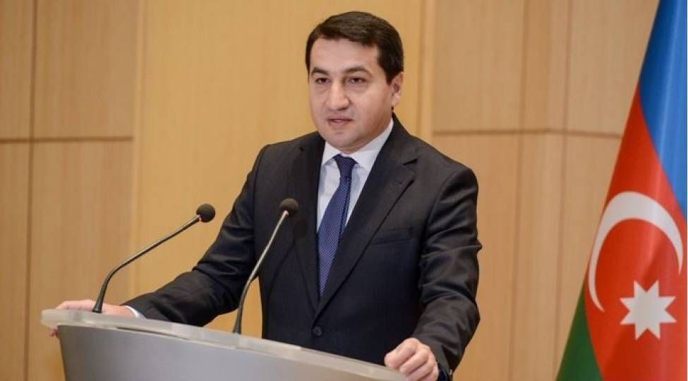 hikmət fərhad oğlu hacıyev, azərbaycanın xarici siyasətində mühüm rol oynayan, dövlət maraqlarını beynəlxalq arenada qətiyyətlə müdafiə edən və ölkəmizin diplomatik uğurlarına böyük töhfə verən tanınmış dövlət xadimlərindən biridir