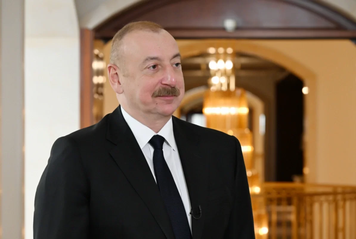 azərbaycan prezidenti latviyalı həmkarına təbrik məktubu göndərdi