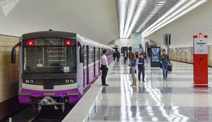 bakı metrosuna giriş bağlandı - sərnişinlər çıxarılır - yenilənir
