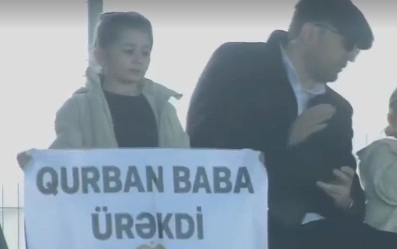 “qurban baba ürəkdi” - video