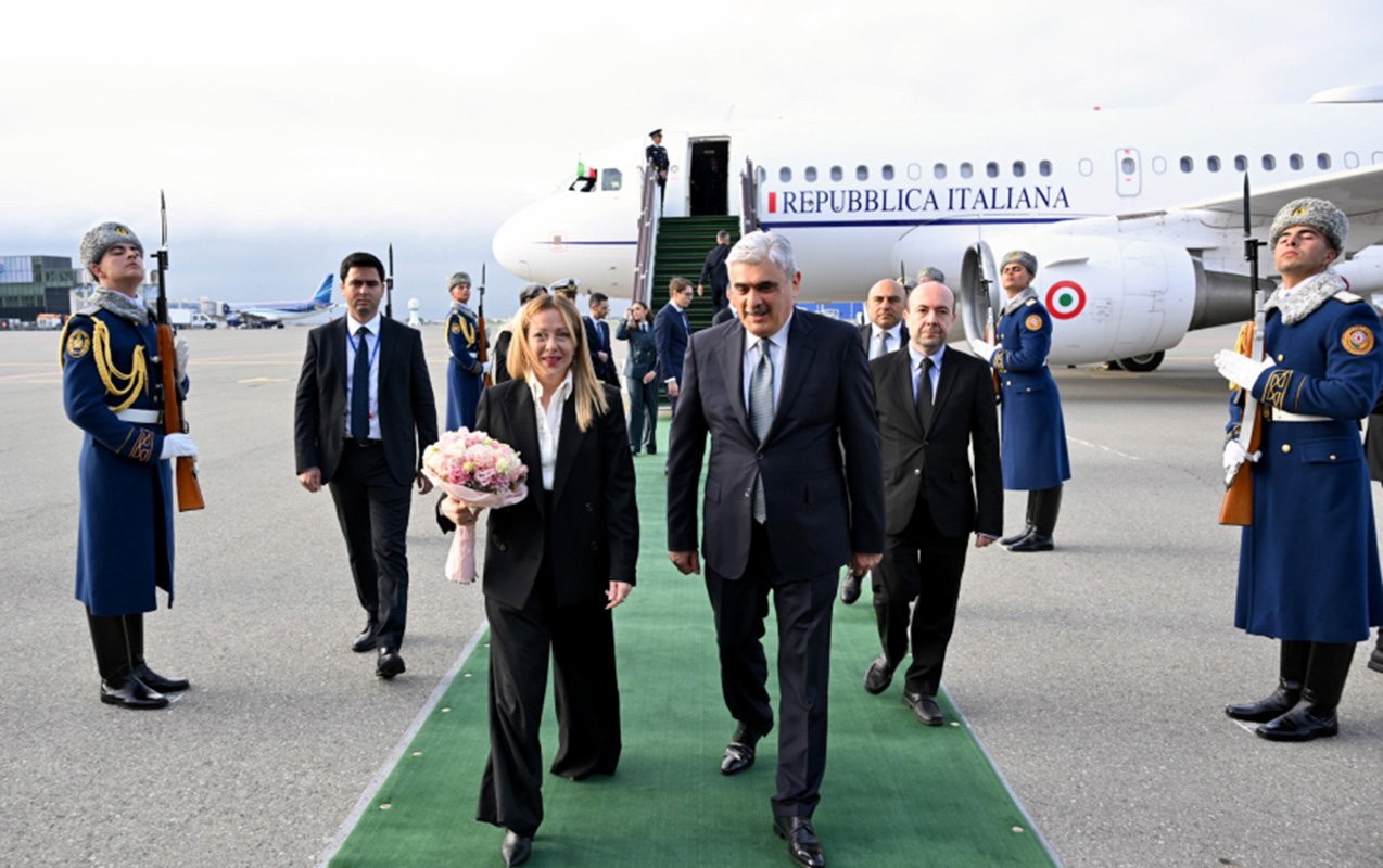 meloni azərbaycana gəldi - foto