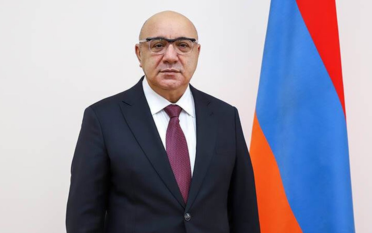 “ermənistan səfiri ilə söhbət sərt məcrada keçib”