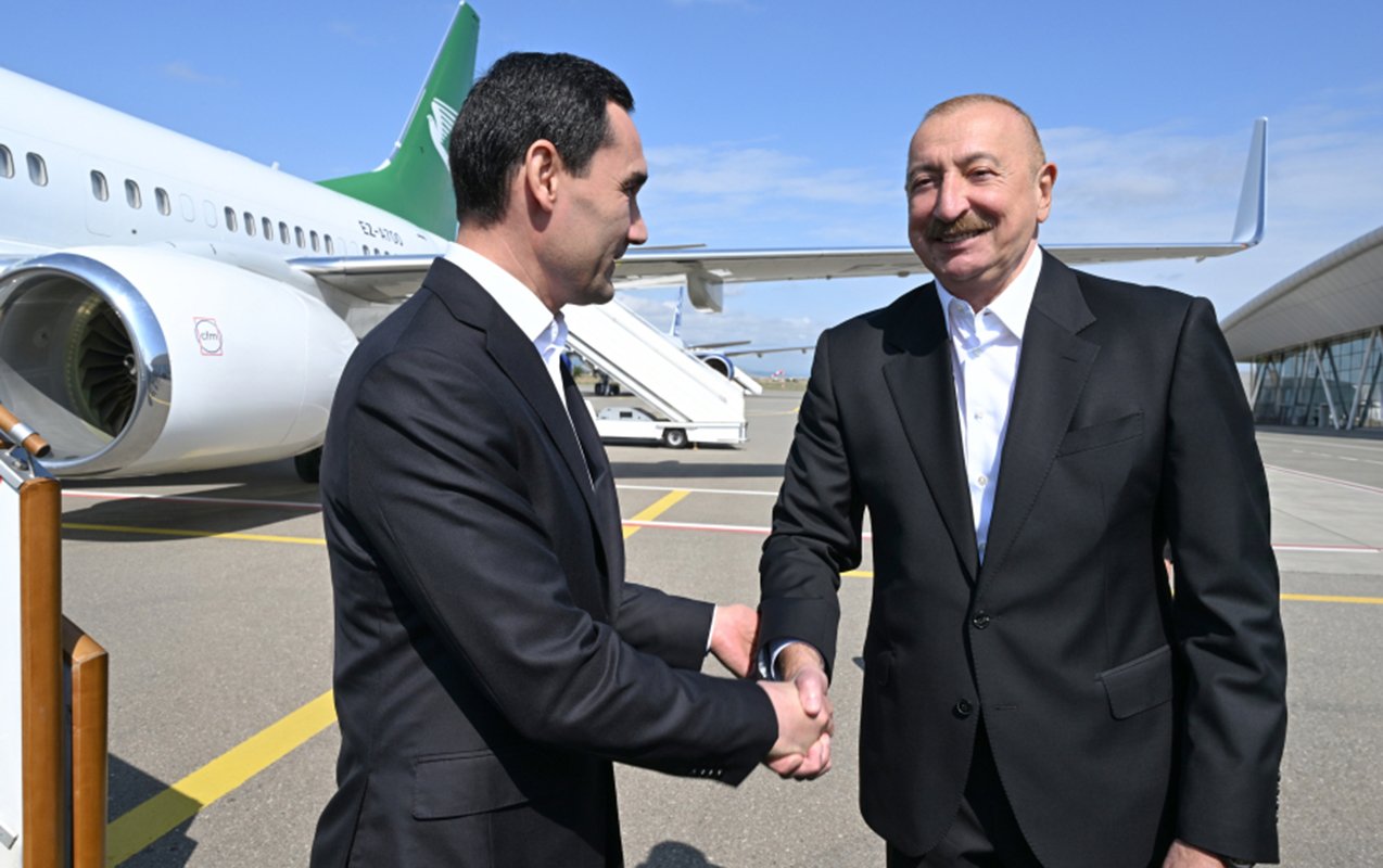 Prezident həmkarını Füzulidə qarşıladı - Fotolar