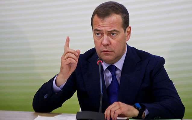 Medvedev Ermənistanı hədələdi - “Ağır bədəllərə səbəb olar”