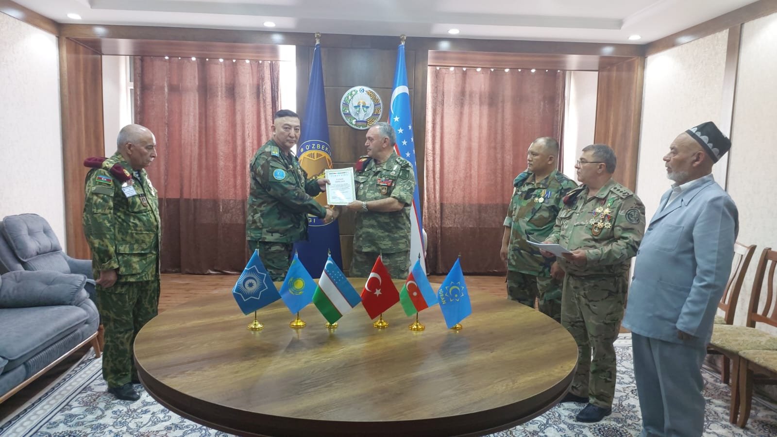 azərbaycan-qazaxstan müharibə veteranları özbəkistanda işgüzar görüş keçirtdilər.