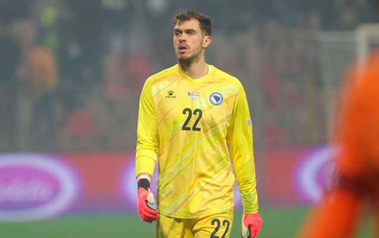 “qarabağ” 1 milyona qapıçı alır