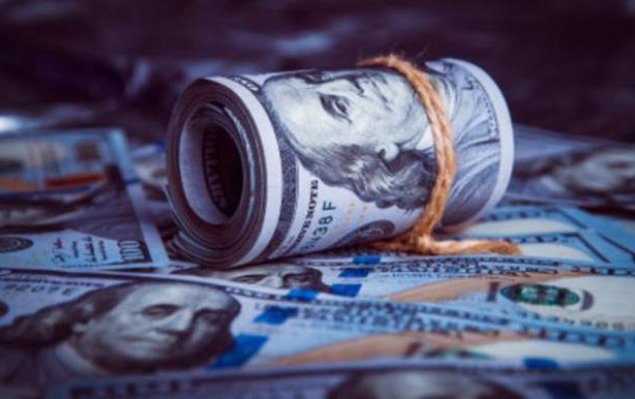 Neftimizin qiyməti yenidən 100 dolları ötdü