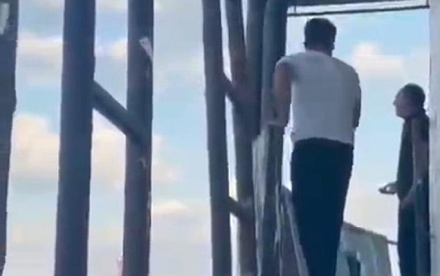 Azərbaycanlıların idarə etdiyi daha bir gəmi vuruldu - Video