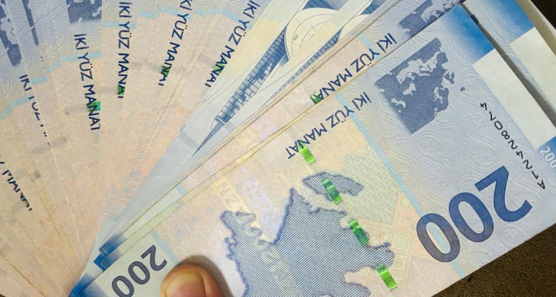 Bakıda işləyənlərin orta aylıq maaşı 1400 manata çatır