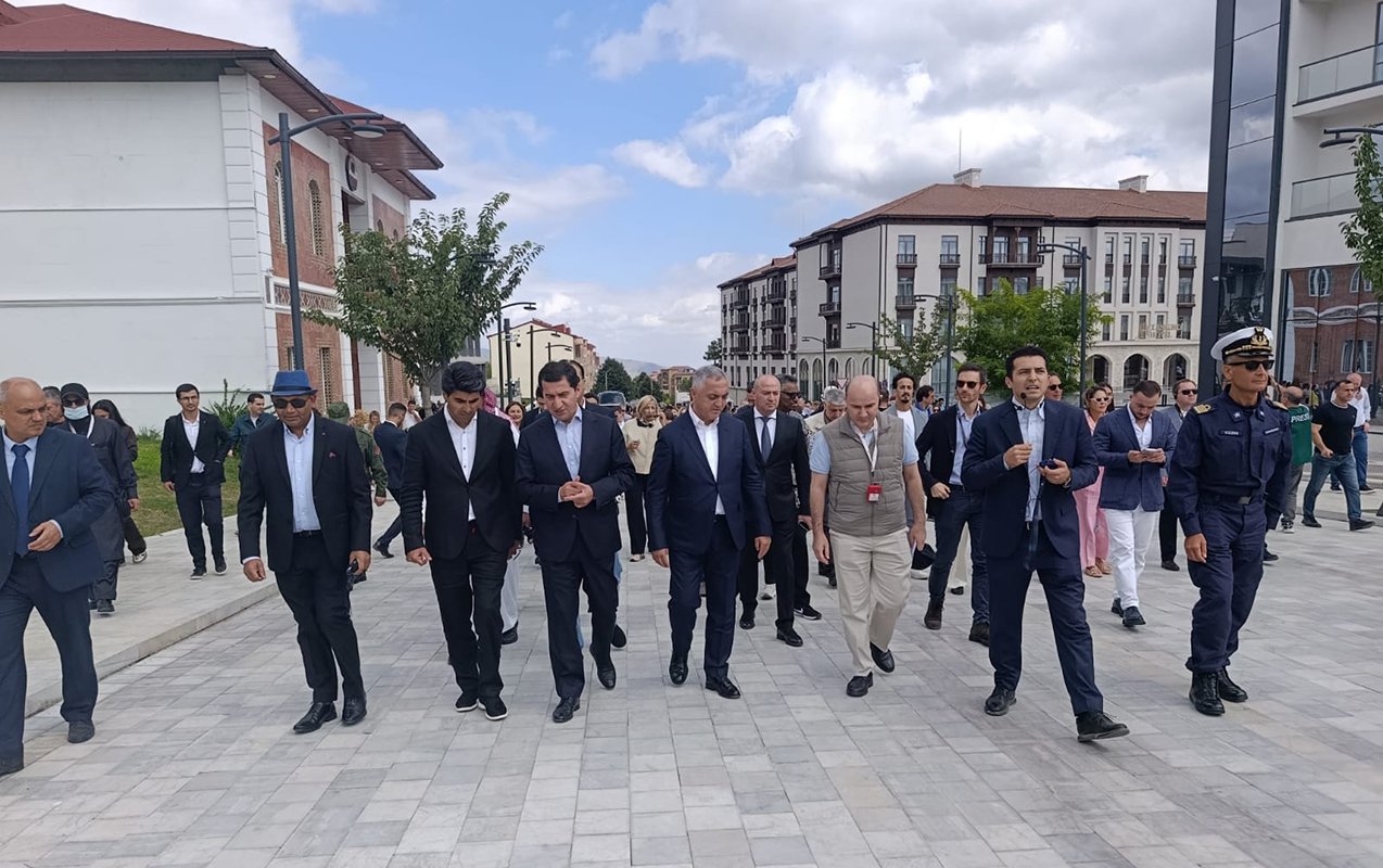 Xarici diplomatlar Xankəndidə - Fotolar