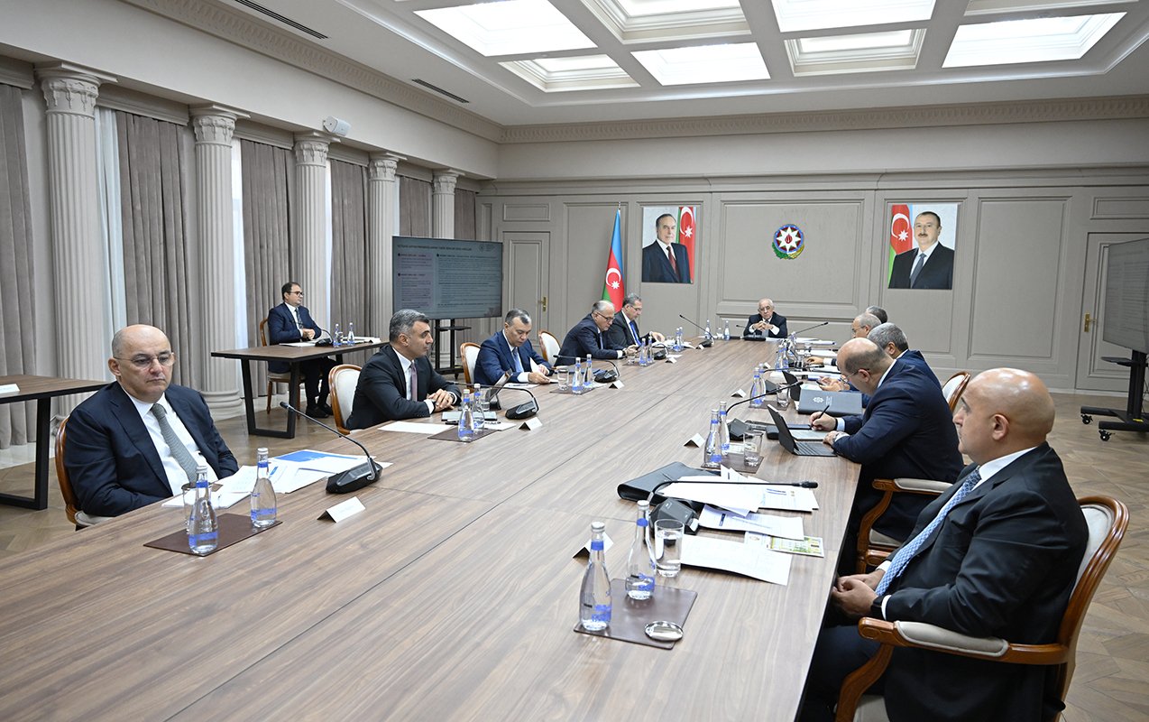 İqtisadi Şuranın iclası keçirildi